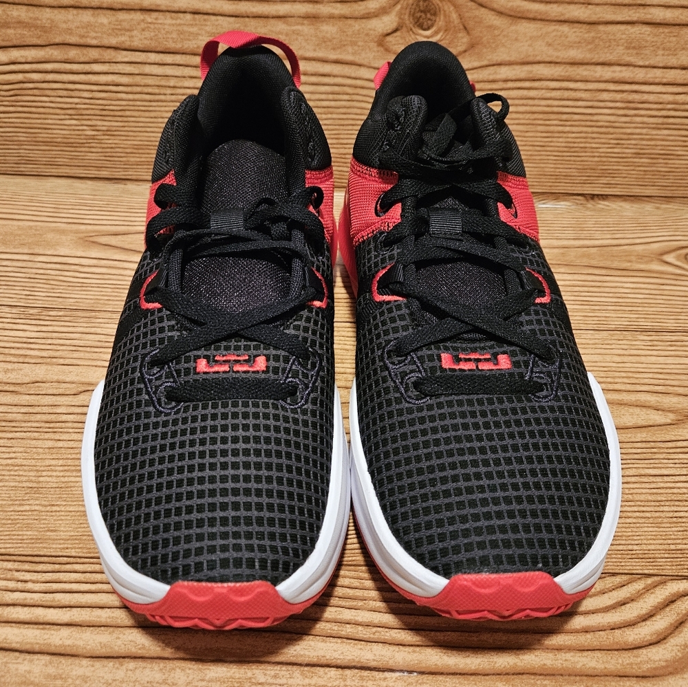 Nike Lebron Witness 7 Shoes Red Black size 10.5 NWOB - Picture 6 of 9